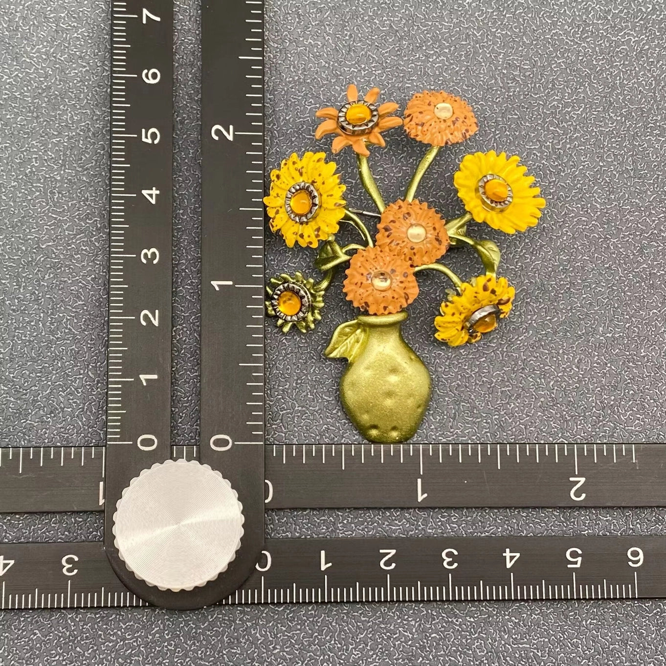 Sunflower Vase Brooch