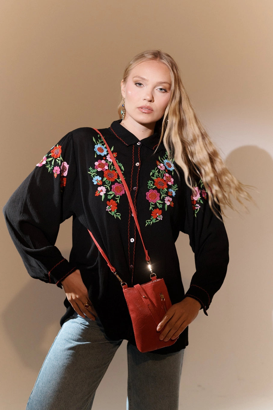 Lisboa Red Leather Shoulder Bag