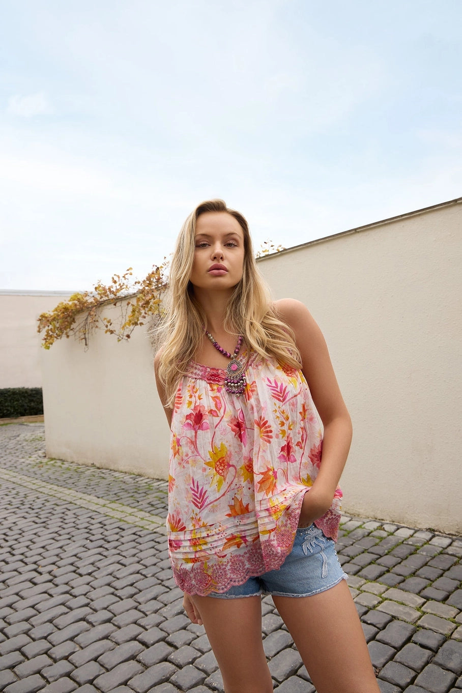 Concho Necklace in Pink