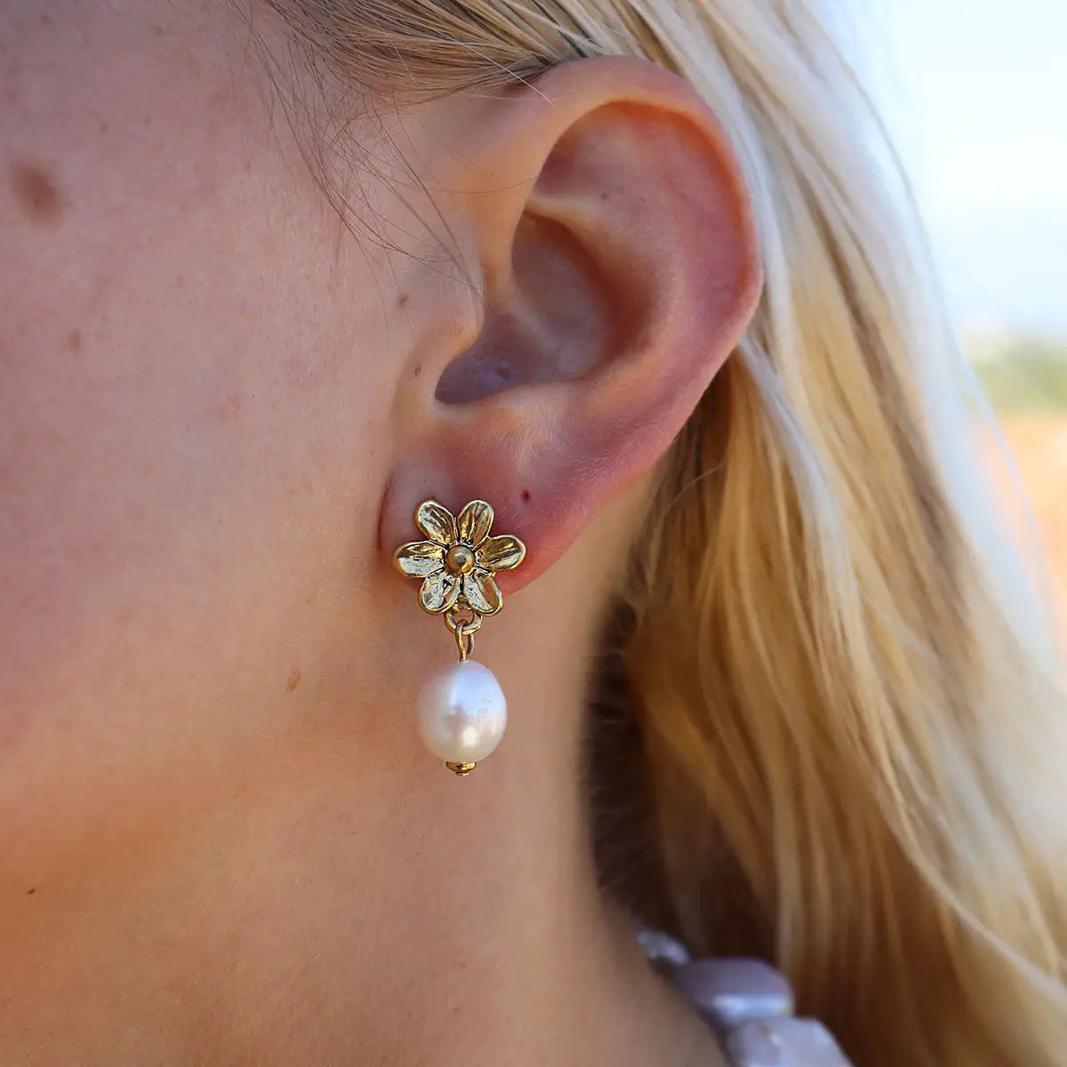 Freshwater Pearl Flower Stud Drop Earrings