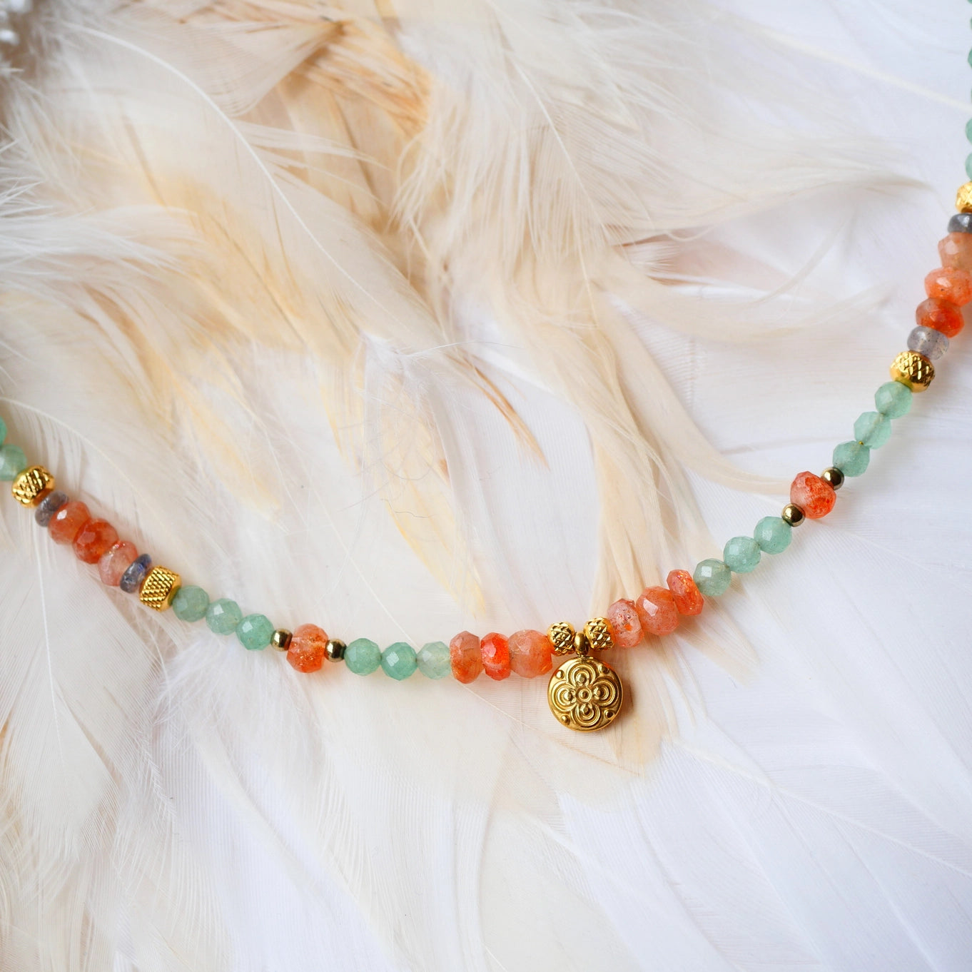 Saanjeevani Necklace - Aventurine, Sunstone, Clover
