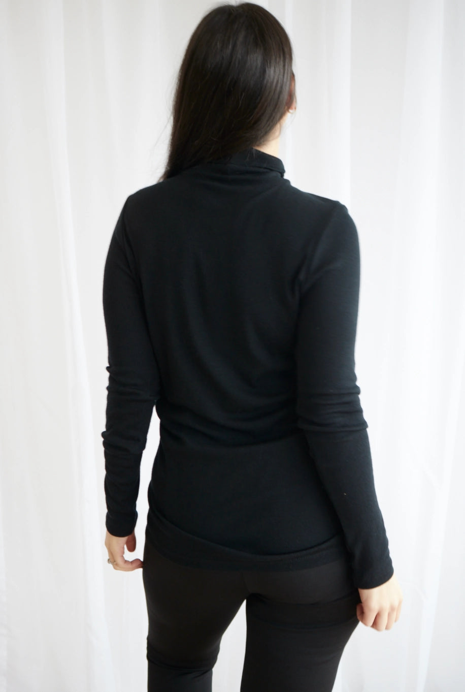 Merino Wool Skivvy - Black