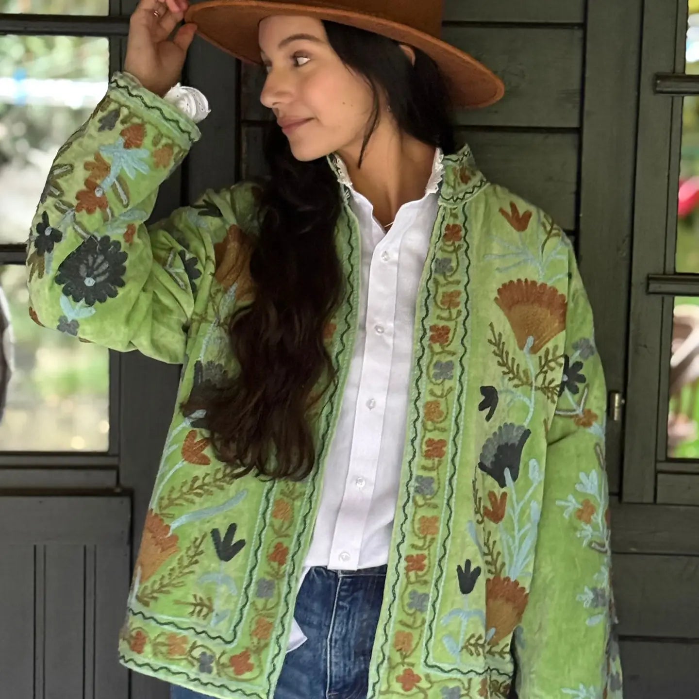 Short Velvet Embroidery Kimono (Green)