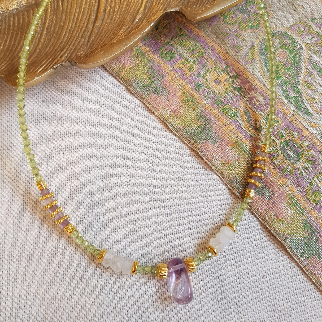 Necklace Peridot - Venuka