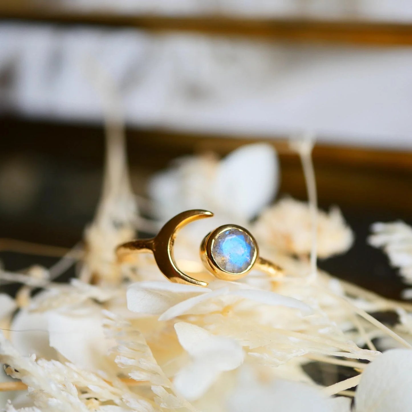 Adjustable Labradorite Ring - Moon