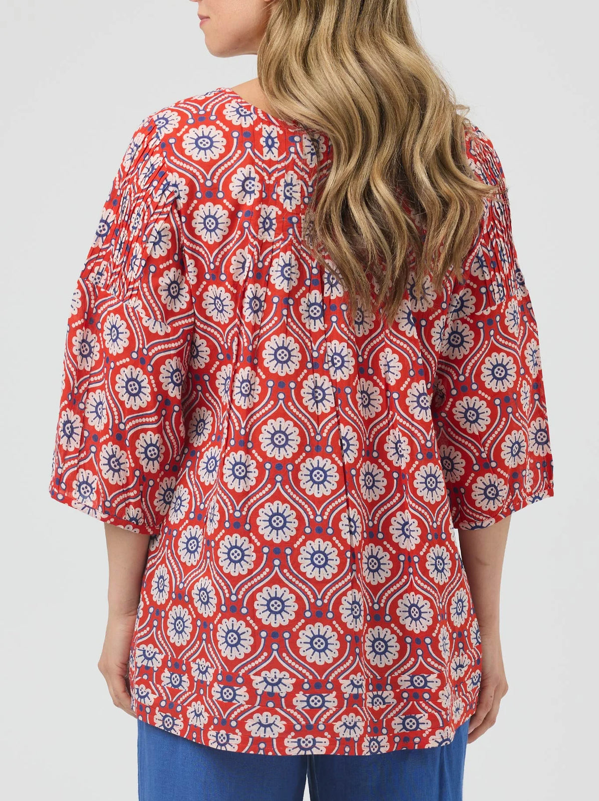 Cake Sally Top - Red Folk