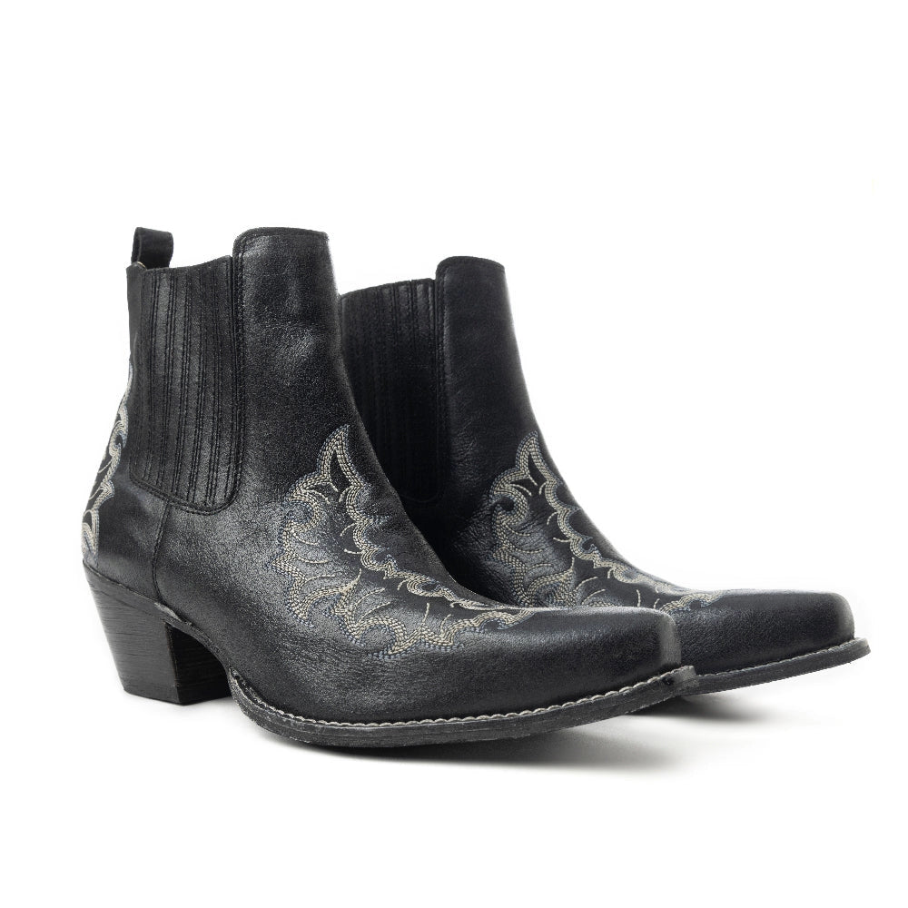 Dearling Ranch Booties in Black