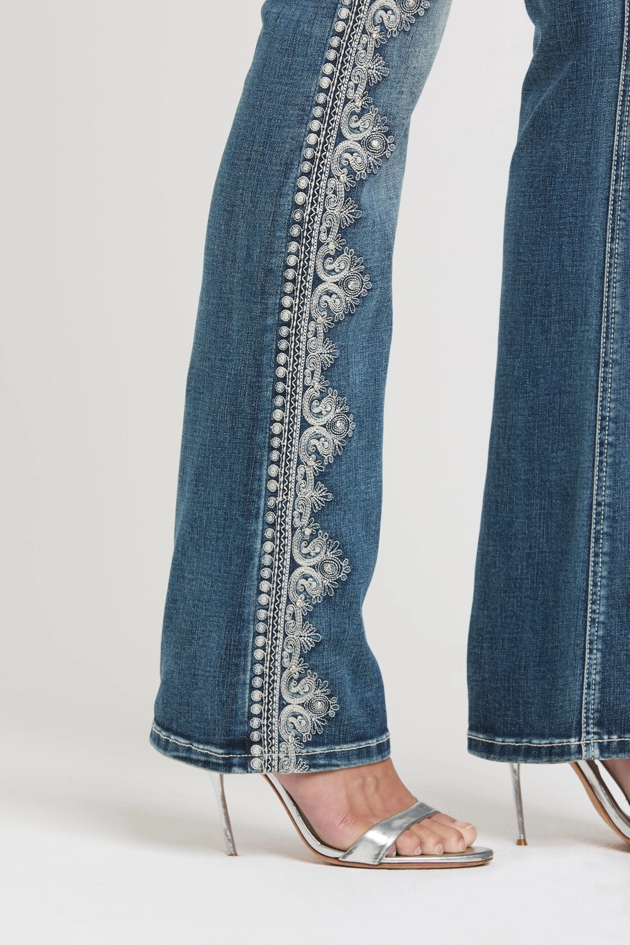 Grace in LA Side Embroidery Mid Rise Boot Cut Jeans 30"