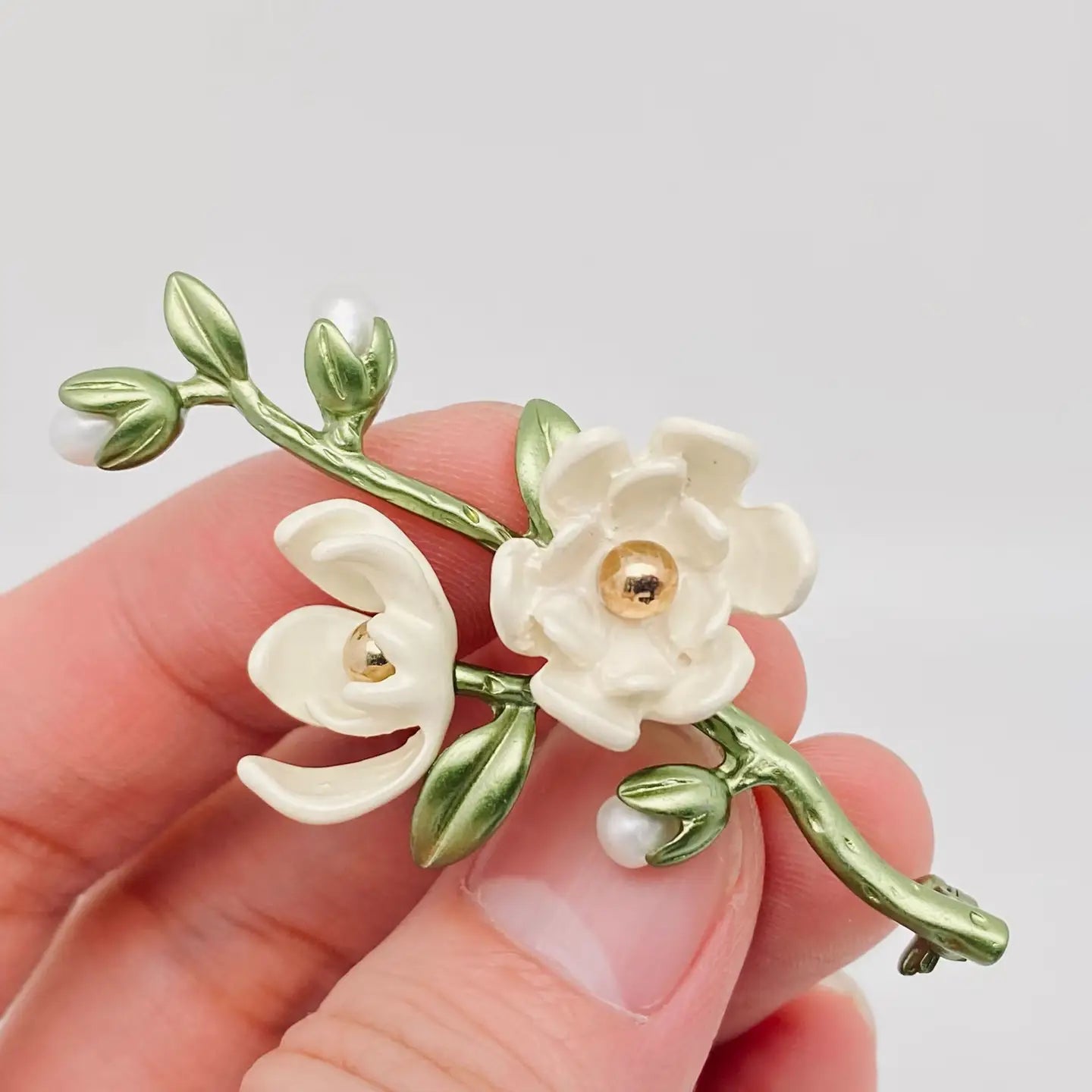 Enamel White Magnolia Brooch