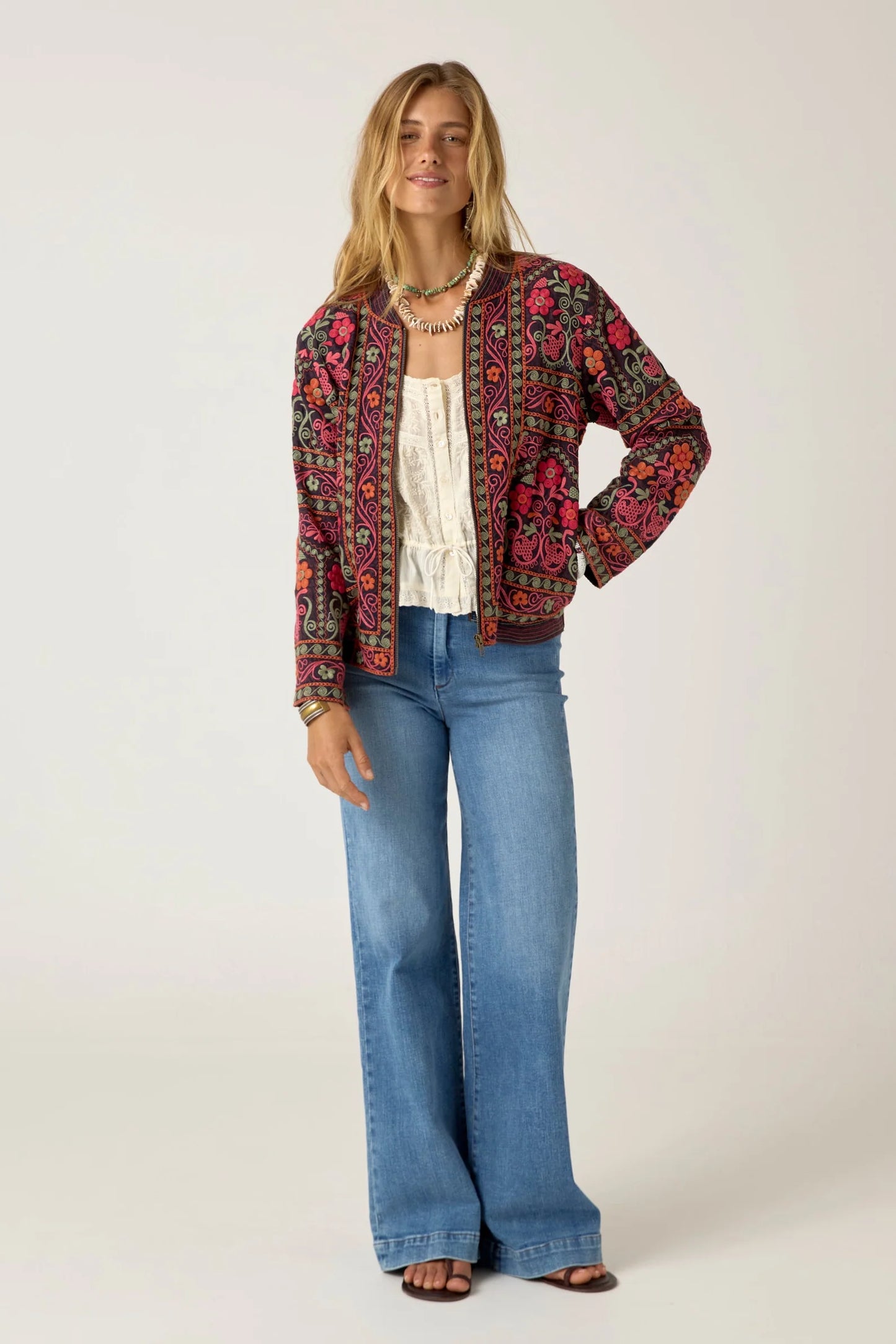 Maison Hotel Gus Jacket - Rajasthan Grooves