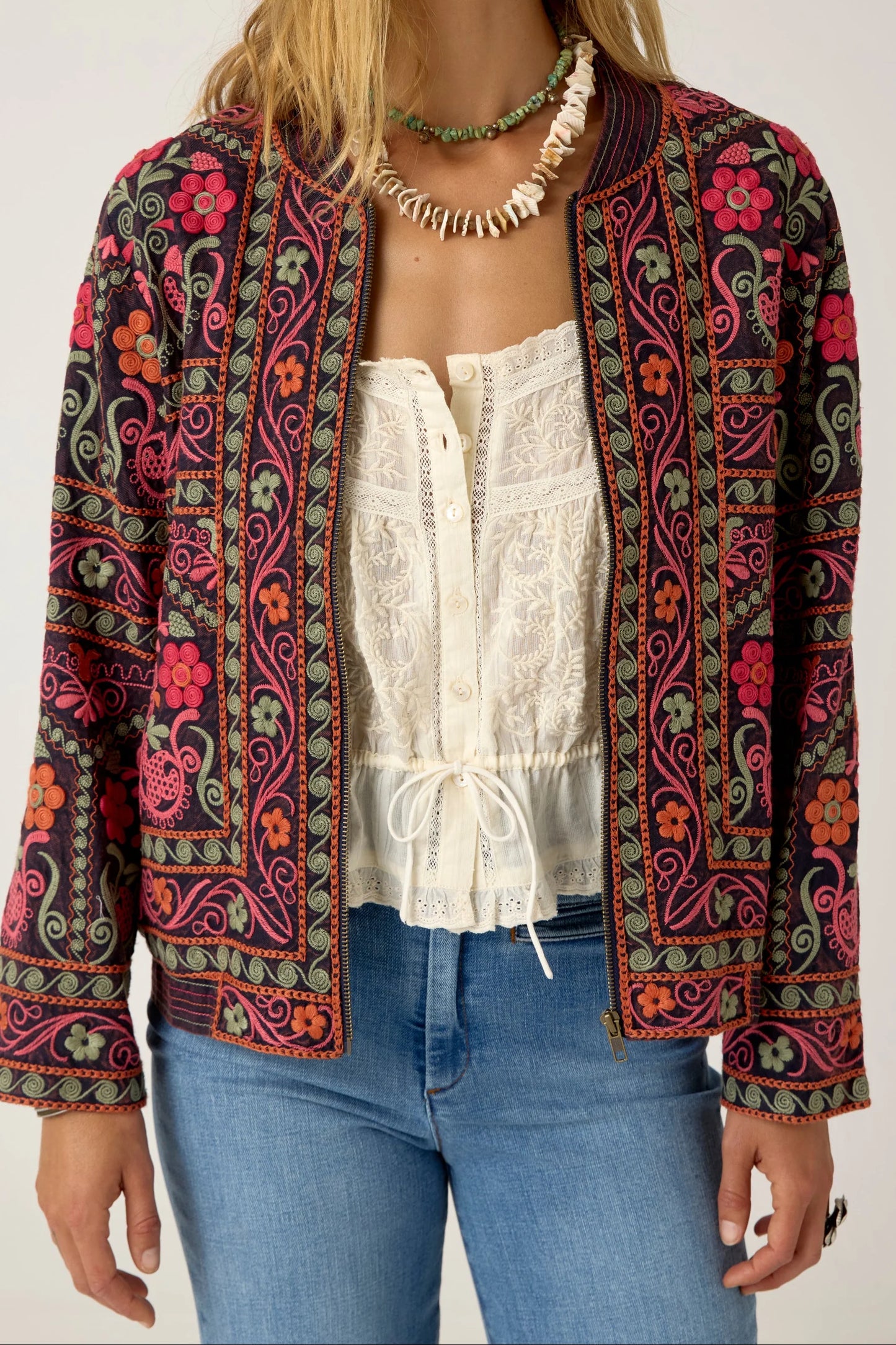 Maison Hotel Gus Jacket - Rajasthan Grooves