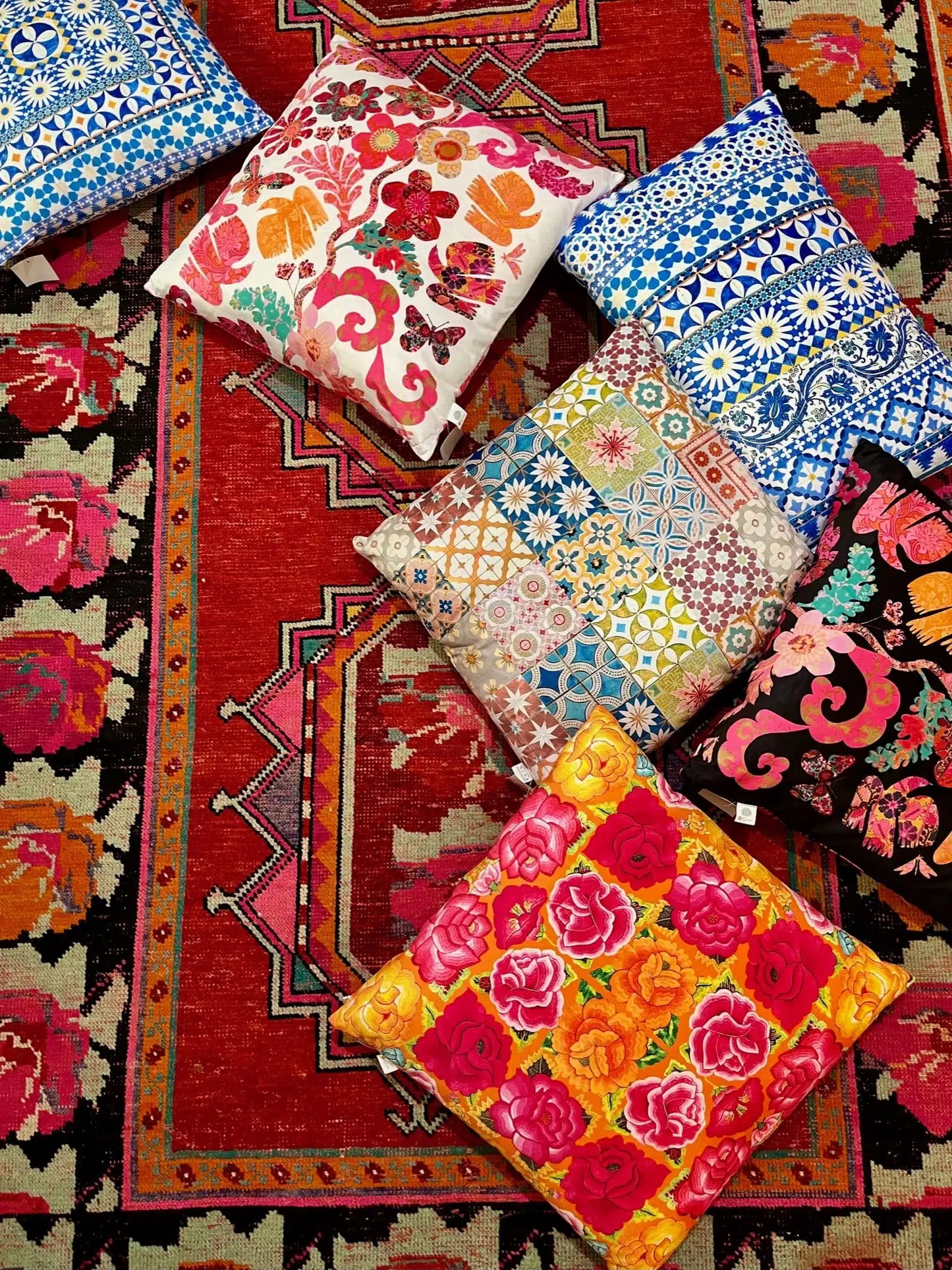 Square Velvet Cushion - Florabel Black